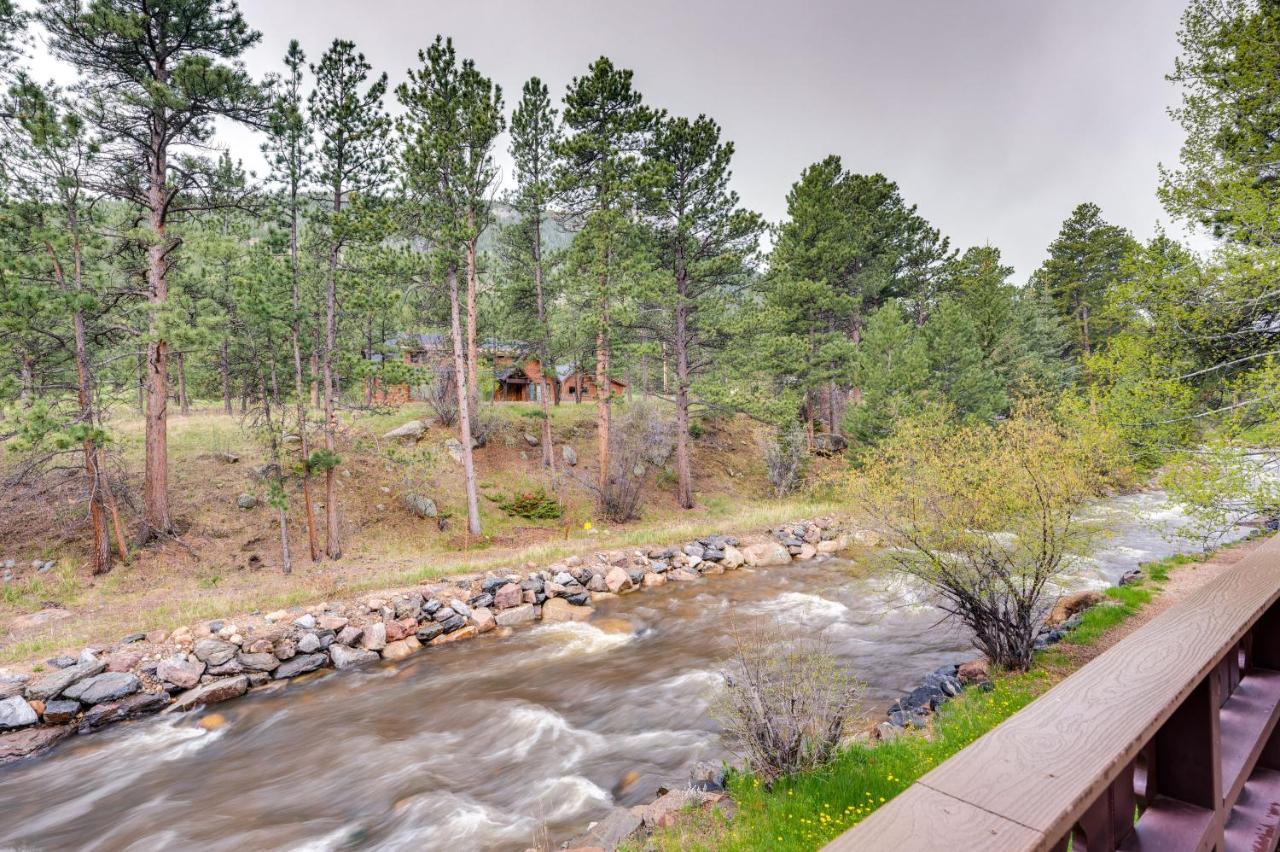Apartment Balcony With River Views! *